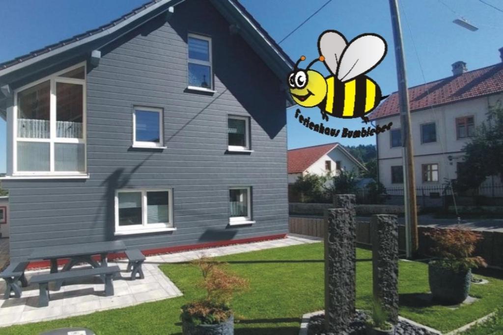 Ferienhaus Bumblebee Im Allgaeu Eggenthal Bagian luar foto